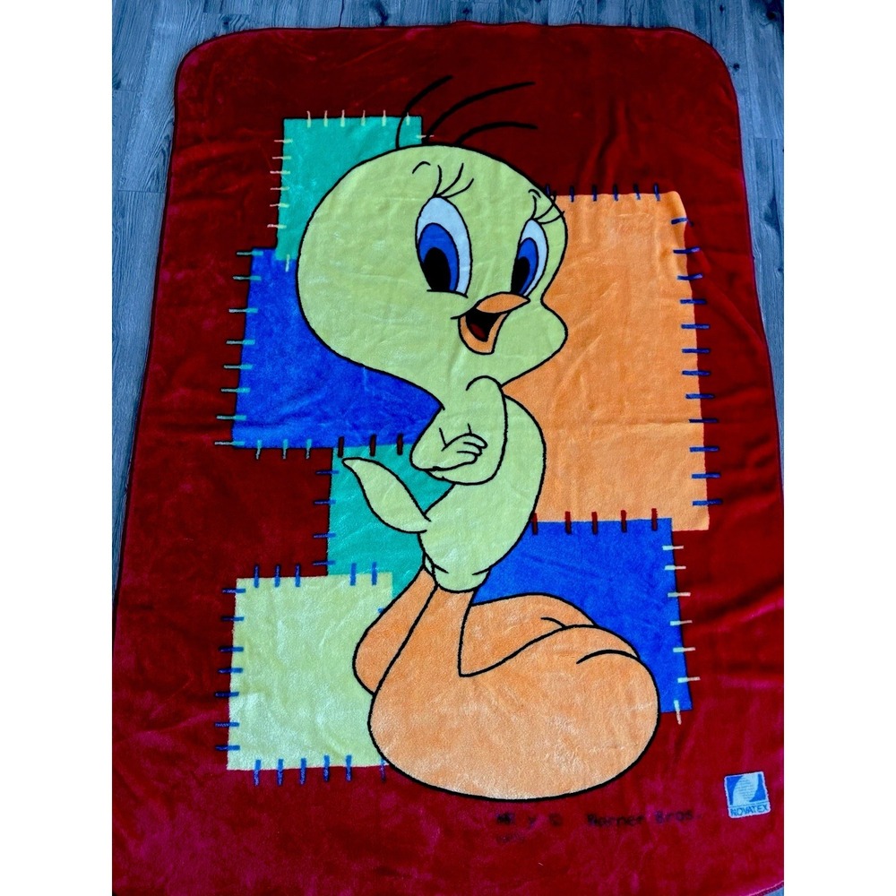 Vintage RARE Novatex Warner Bros Looney Tunes Tweety Bird Plush Blanket Twin Bed
